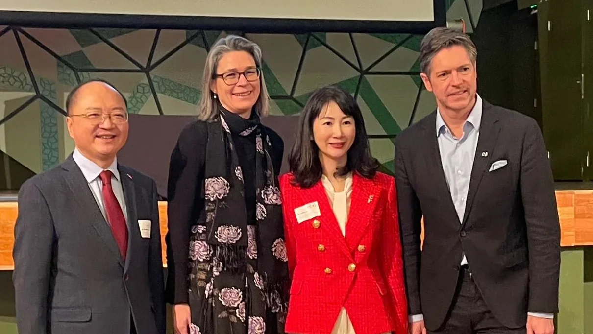 e4dfc4f689bec314a3823566a0d6bccc